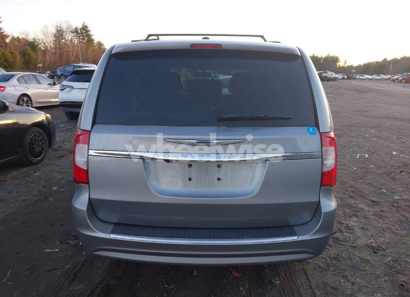 Photo 17 of 2015 Chrysler Town & COUNTRY TOURING (VIN 2C4RC1BG8FR742921)