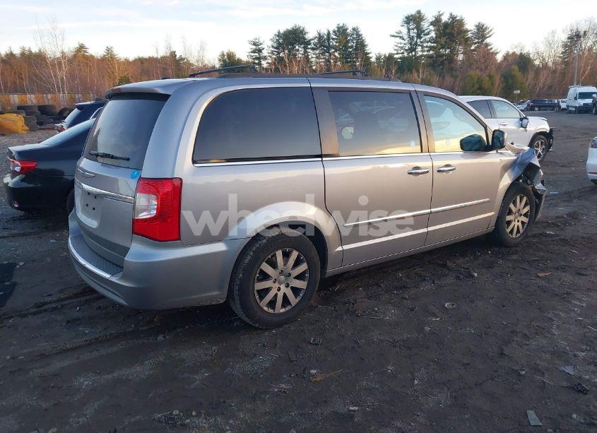 Photo 4 of 2015 Chrysler Town & COUNTRY TOURING (VIN 2C4RC1BG8FR742921)