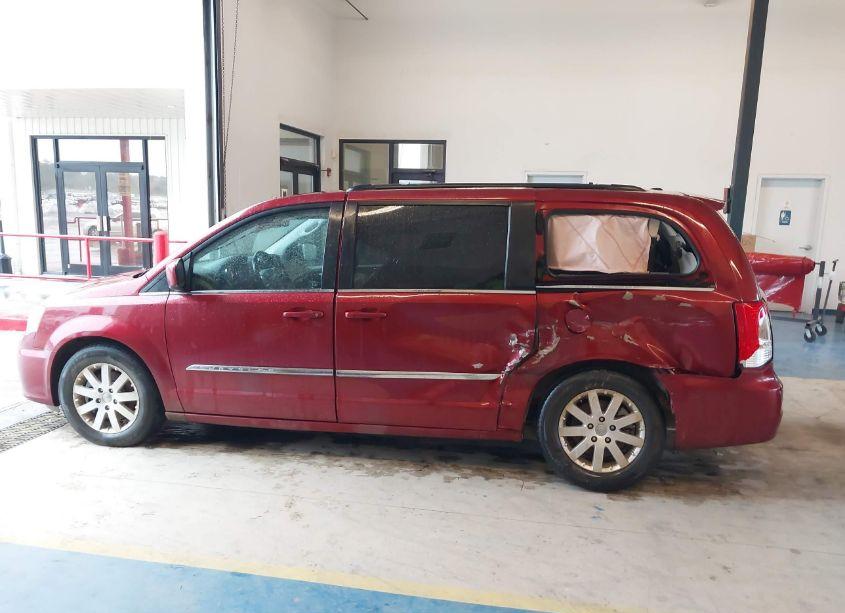 Photo 14 of 2015 Chrysler Town & COUNTRY TOURING (VIN 2C4RC1BG8FR752185)