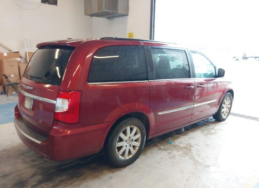 Photo 4 of 2015 Chrysler Town & COUNTRY TOURING (VIN 2C4RC1BG8FR752185)