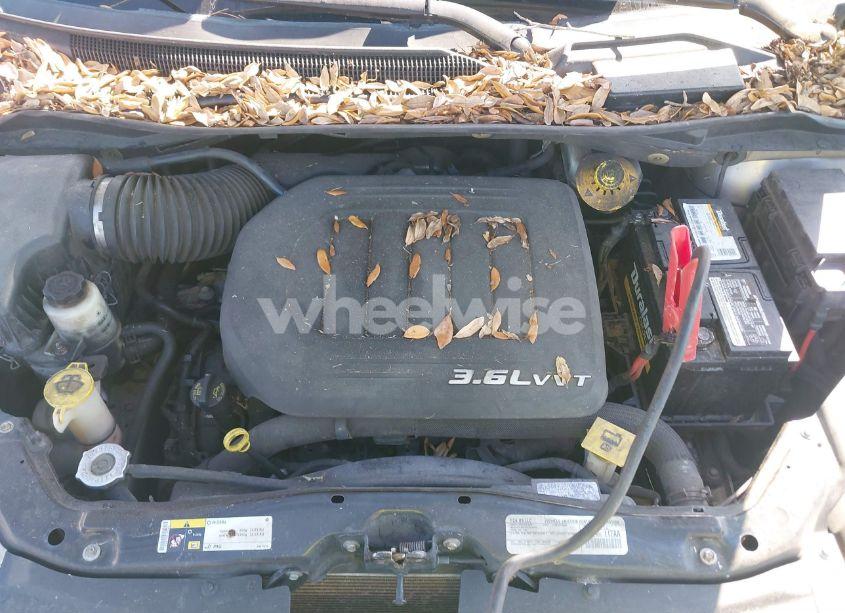 Photo 10 of 2015 Chrysler Town & COUNTRY TOURING (VIN 2C4RC1BG8FR752221)