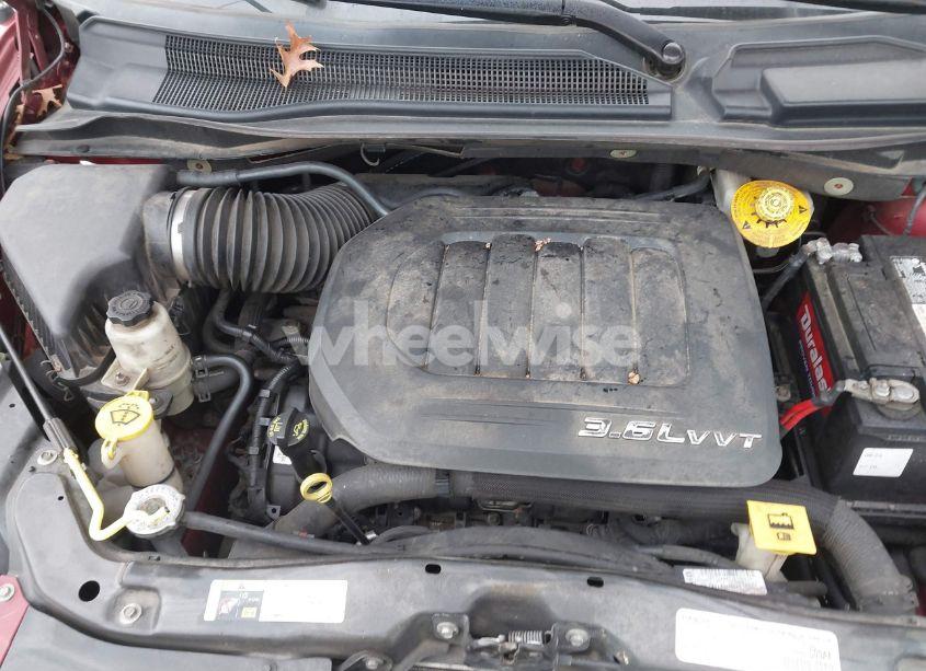 Photo 10 of 2016 Chrysler Town & COUNTRY TOURING (VIN 2C4RC1BG8GR118571)