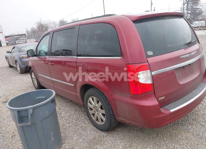 Photo 3 of 2016 Chrysler Town & COUNTRY TOURING (VIN 2C4RC1BG8GR118571)