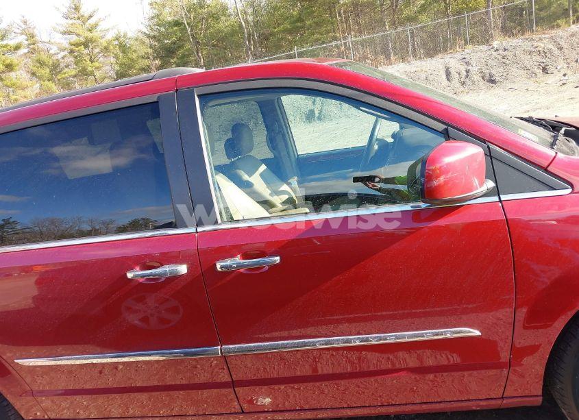 Photo 13 of 2016 Chrysler Town & COUNTRY TOURING (VIN 2C4RC1BG8GR121891)