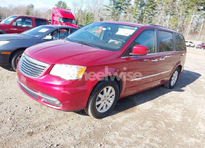 Photo 2 of 2016 Chrysler Town & COUNTRY TOURING (VIN 2C4RC1BG8GR121891)