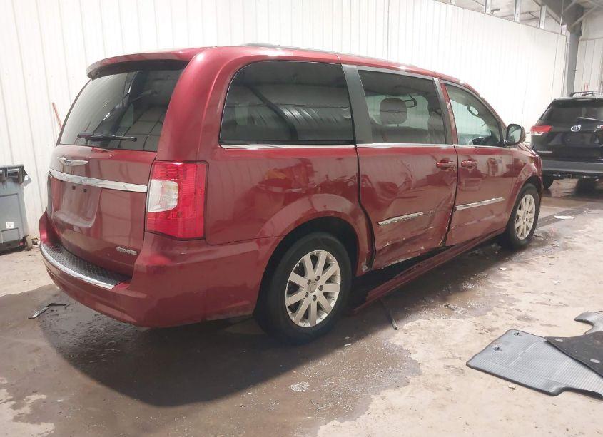 Photo 4 of 2016 Chrysler Town & COUNTRY TOURING (VIN 2C4RC1BG8GR173456)