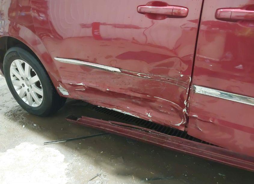 Photo 6 of 2016 Chrysler Town & COUNTRY TOURING (VIN 2C4RC1BG8GR173456)