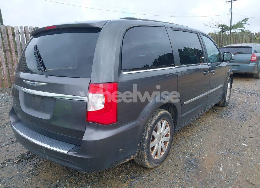 Photo 4 of 2016 Chrysler Town & COUNTRY TOURING (VIN 2C4RC1BG8GR214409)