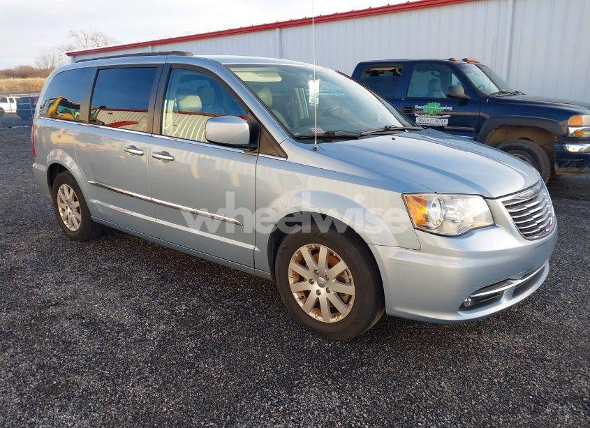 2016 Chrysler Town & COUNTRY TOURING (VIN 2C4RC1BG8GR239777) main photo