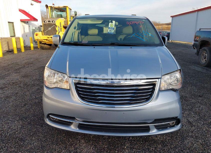 Photo 12 of 2016 Chrysler Town & COUNTRY TOURING (VIN 2C4RC1BG8GR239777)