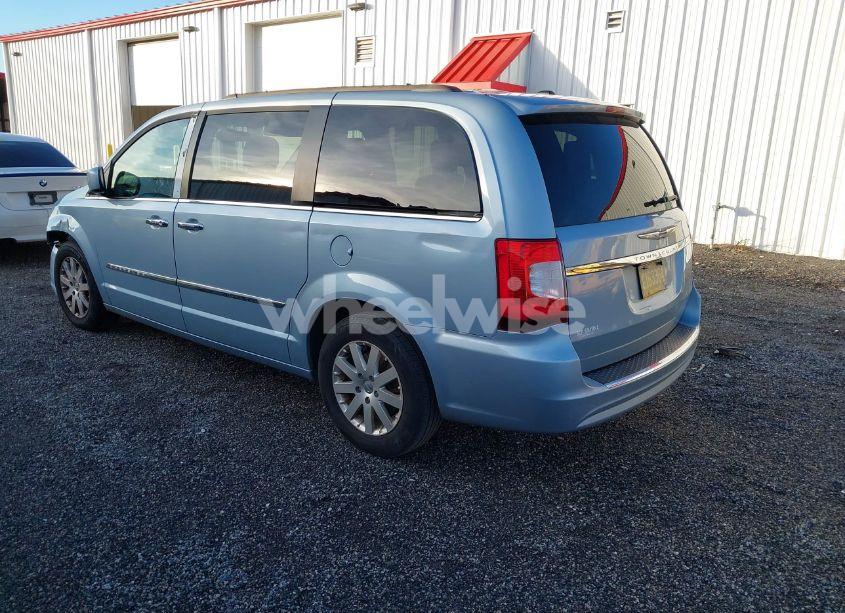 Photo 3 of 2016 Chrysler Town & COUNTRY TOURING (VIN 2C4RC1BG8GR239777)