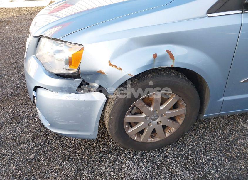 Photo 6 of 2016 Chrysler Town & COUNTRY TOURING (VIN 2C4RC1BG8GR239777)