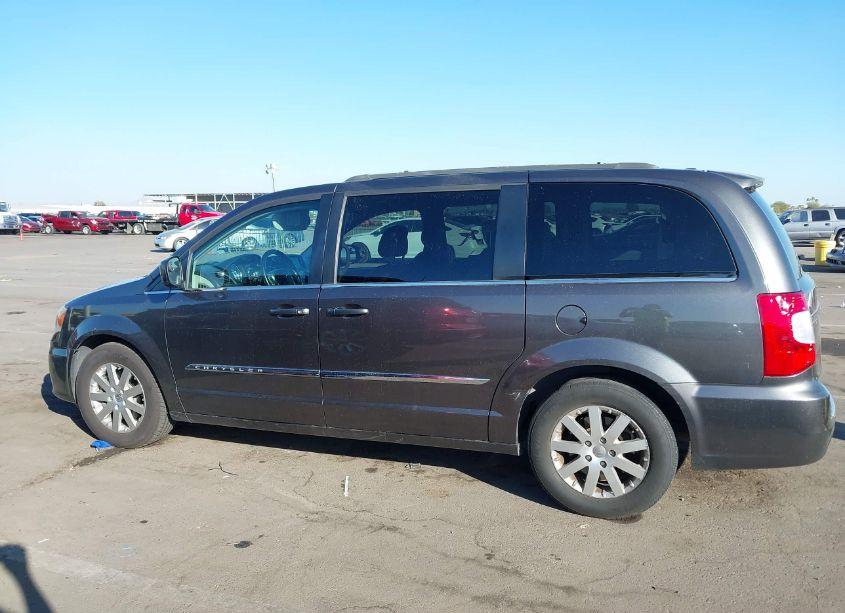 Photo 14 of 2016 Chrysler Town & COUNTRY TOURING (VIN 2C4RC1BG8GR245305)