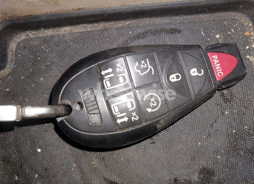 Photo 11 of 2016 Chrysler Town & COUNTRY TOURING (VIN 2C4RC1BG8GR254411)