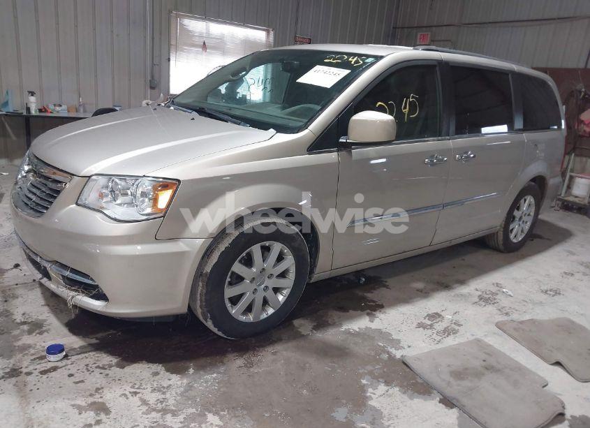 Photo 2 of 2016 Chrysler Town & COUNTRY TOURING (VIN 2C4RC1BG8GR254411)