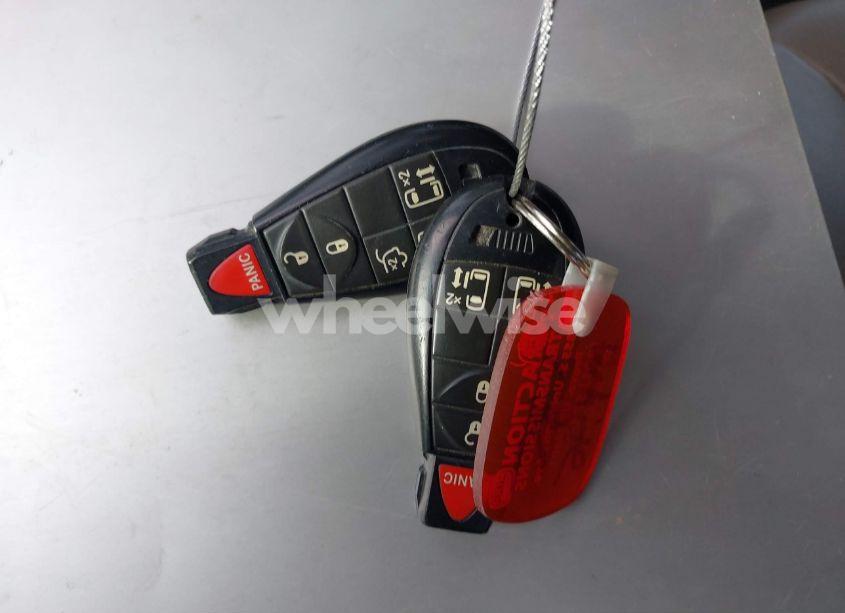 Photo 11 of 2016 Chrysler Town & COUNTRY TOURING (VIN 2C4RC1BG8GR293869)