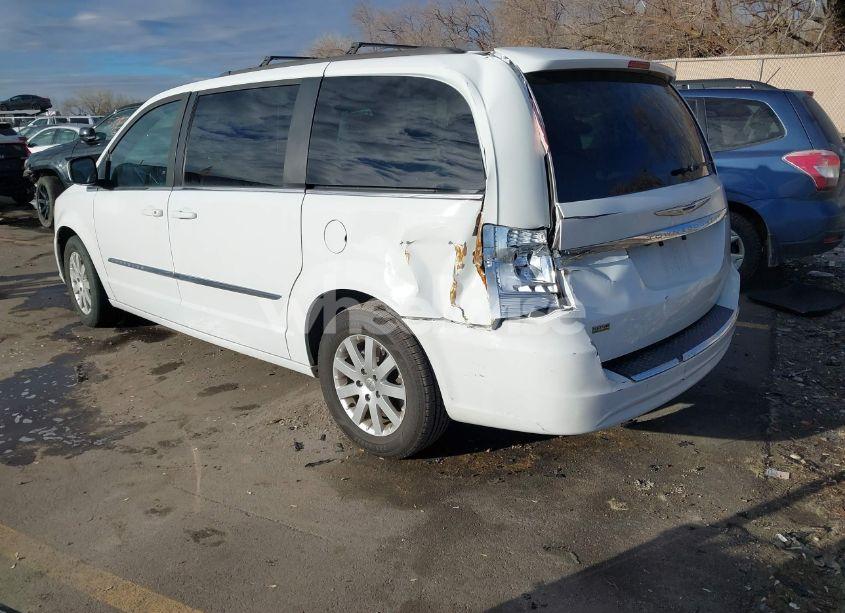 Photo 3 of 2016 Chrysler Town & COUNTRY TOURING (VIN 2C4RC1BG8GR293869)