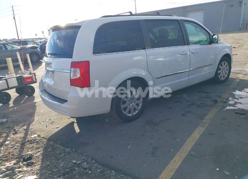 Photo 4 of 2016 Chrysler Town & COUNTRY TOURING (VIN 2C4RC1BG8GR293869)