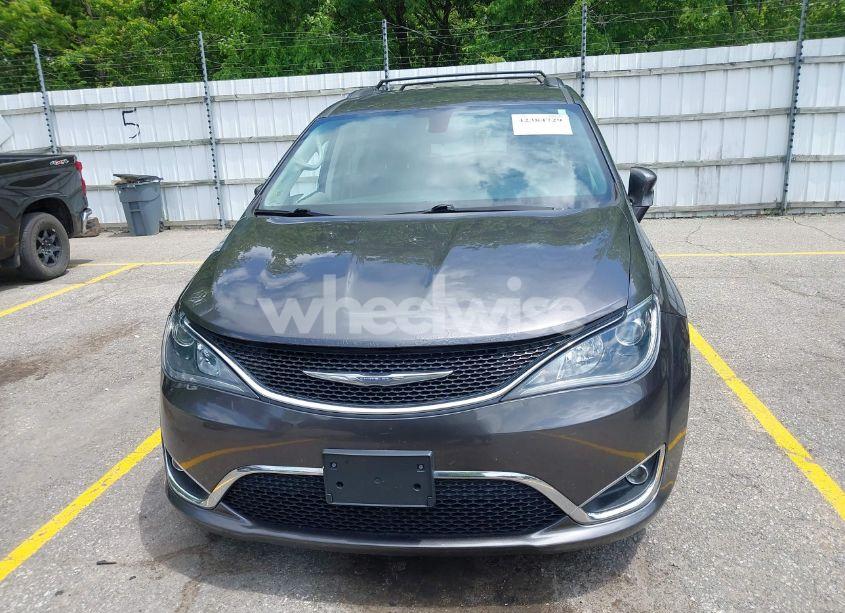 Photo 12 of 2017 Chrysler Pacifica TOURING-L (VIN 2C4RC1BG8HR720615)