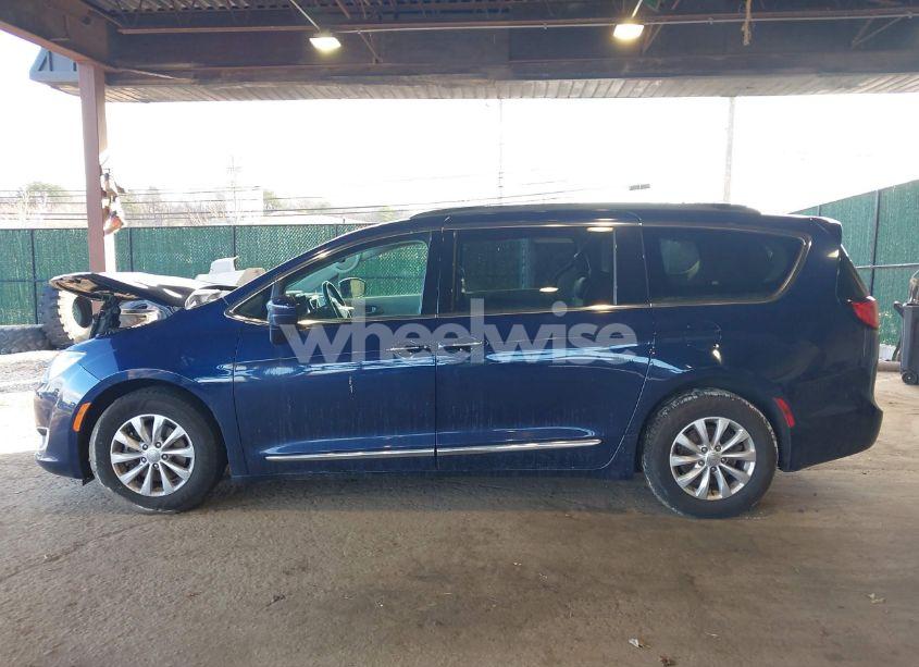 Photo 14 of 2017 Chrysler Pacifica TOURING-L (VIN 2C4RC1BG8HR803784)