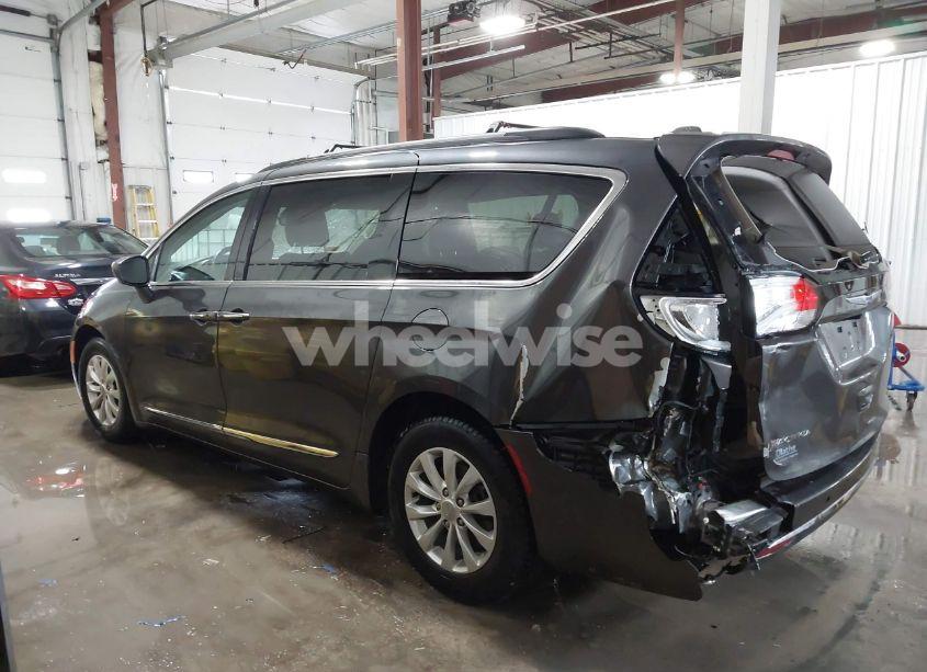 Photo 14 of 2017 Chrysler Pacifica TOURING-L (VIN 2C4RC1BG8HR845050)