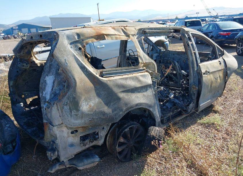 Photo 4 of 2018 Chrysler Pacifica TOURING L (VIN 2C4RC1BG8JR107576)