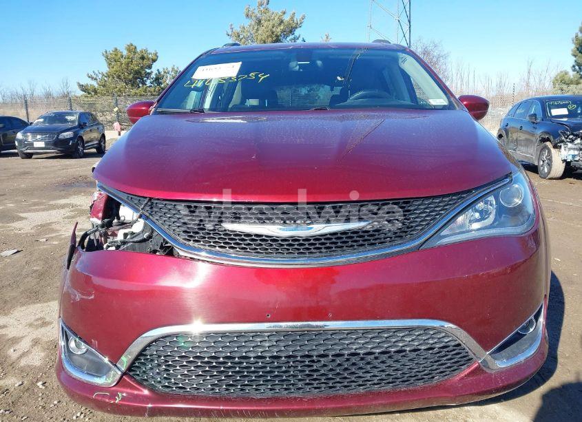 Photo 12 of 2018 Chrysler Pacifica TOURING L (VIN 2C4RC1BG8JR120439)