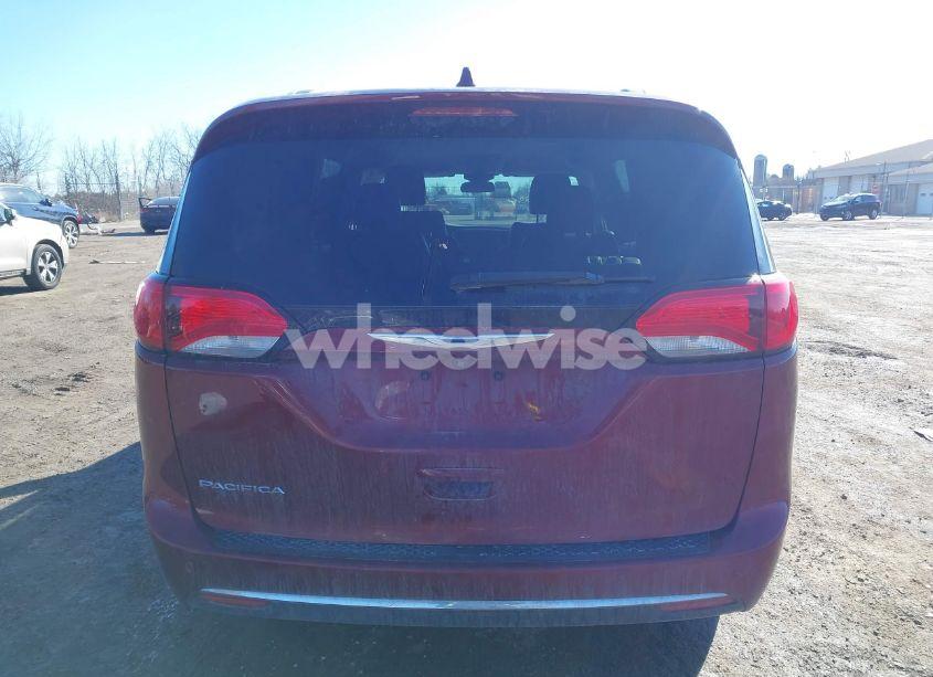 Photo 16 of 2018 Chrysler Pacifica TOURING L (VIN 2C4RC1BG8JR120439)