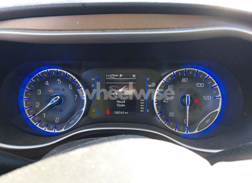 Photo 7 of 2018 Chrysler Pacifica TOURING L (VIN 2C4RC1BG8JR120439)