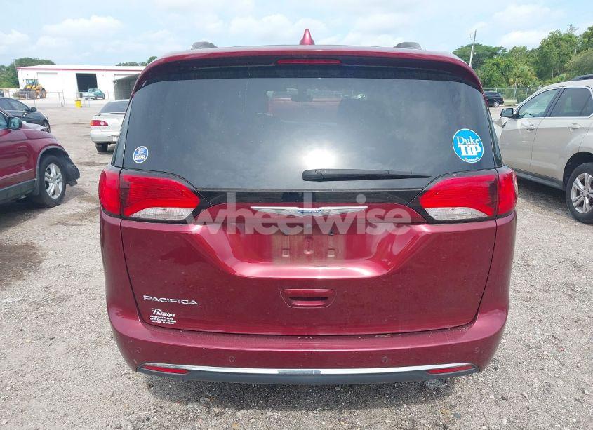 Photo 16 of 2018 Chrysler Pacifica TOURING L (VIN 2C4RC1BG8JR128198)