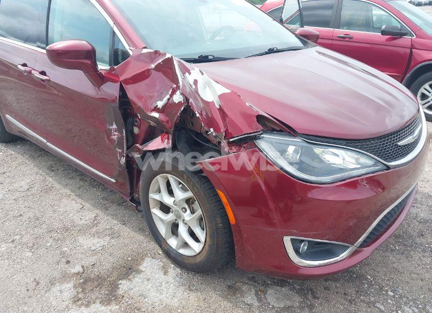 Photo 6 of 2018 Chrysler Pacifica TOURING L (VIN 2C4RC1BG8JR128198)