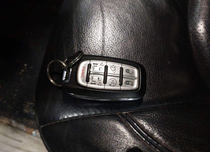 Photo 11 of 2019 Chrysler Pacifica TOURING L (VIN 2C4RC1BG8KR559948)