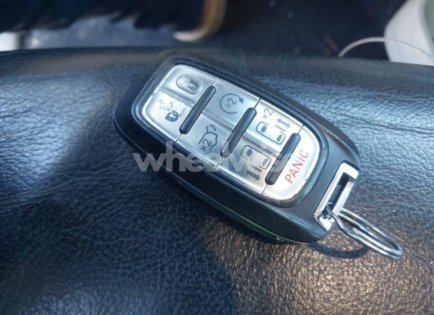 Photo 11 of 2019 Chrysler Pacifica TOURING L (VIN 2C4RC1BG8KR651366)