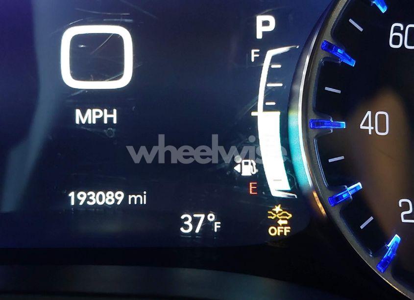 Photo 16 of 2020 Chrysler Pacifica TOURING L (VIN 2C4RC1BG8LR111548)