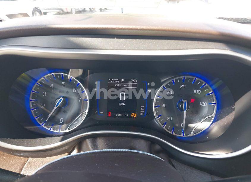 Photo 7 of 2020 Chrysler Pacifica TOURING L (VIN 2C4RC1BG8LR283658)