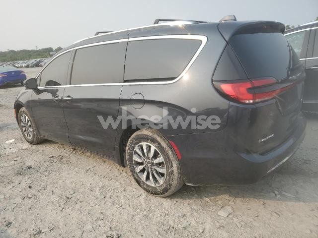 Photo 12 of 2021 CHRYSLER PACIFICA TOURING L (VIN 2C4RC1BG8MR527424)