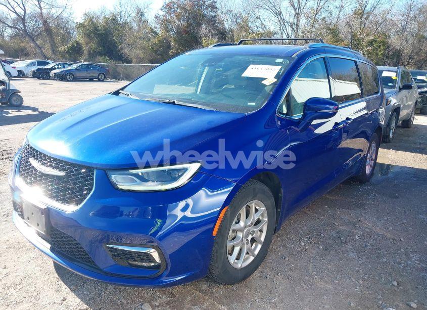 Photo 2 of 2021 Chrysler Pacifica TOURING L (VIN 2C4RC1BG8MR574789)