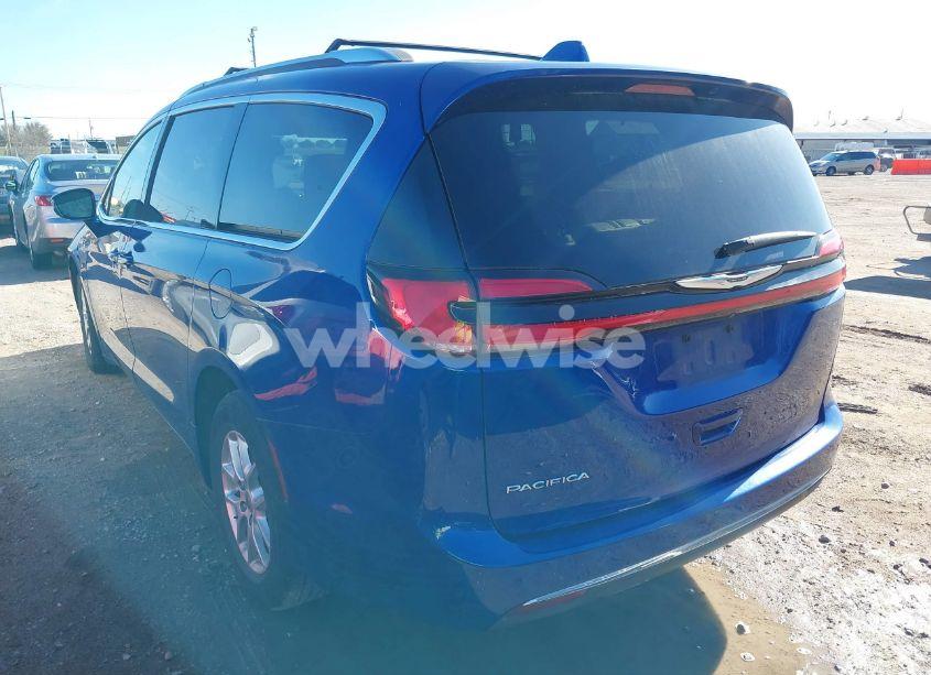 Photo 3 of 2021 Chrysler Pacifica TOURING L (VIN 2C4RC1BG8MR574789)