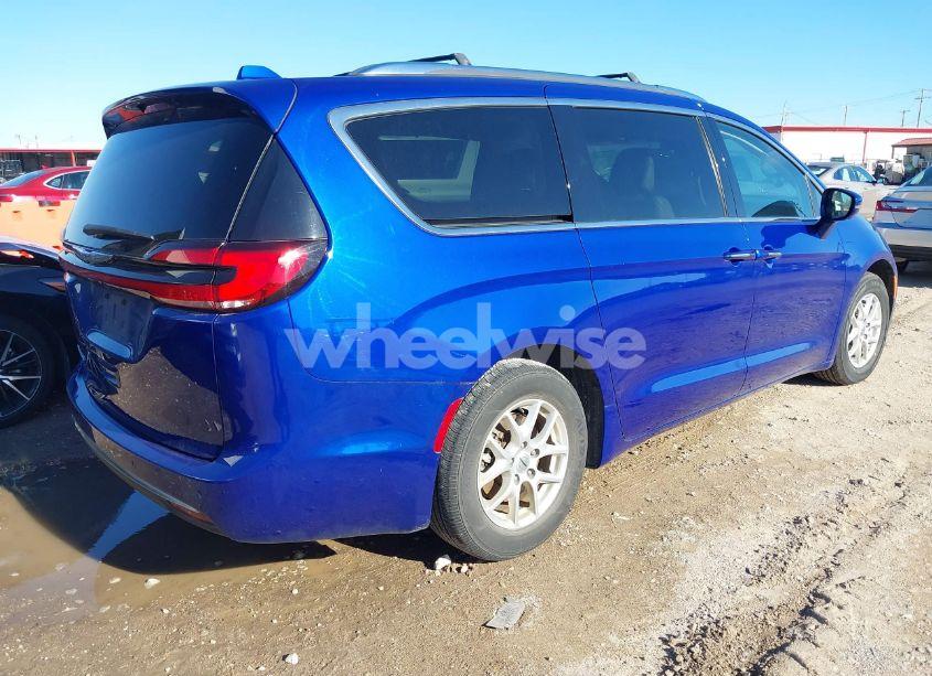 Photo 4 of 2021 Chrysler Pacifica TOURING L (VIN 2C4RC1BG8MR574789)