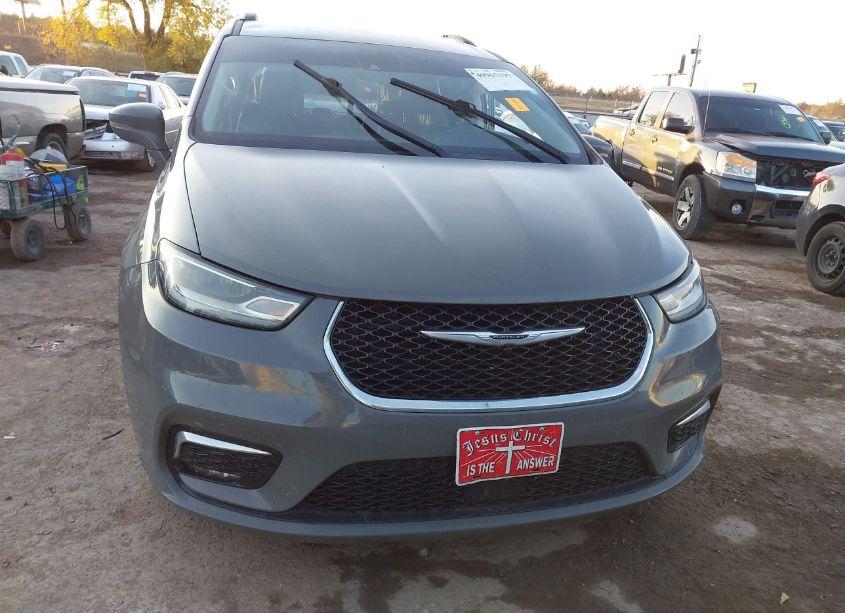 Photo 12 of 2021 Chrysler Pacifica TOURING L (VIN 2C4RC1BG8MR585176)