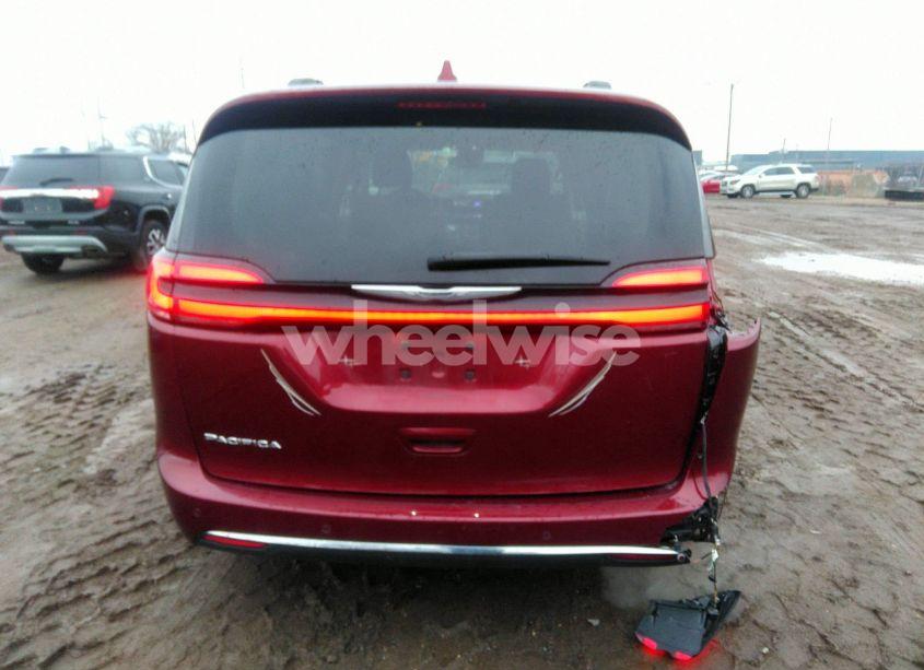 Photo 16 of 2021 Chrysler Pacifica TOURING L (VIN 2C4RC1BG8MR593570)