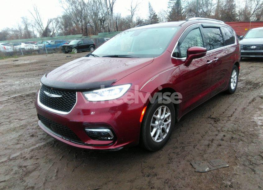 Photo 2 of 2021 Chrysler Pacifica TOURING L (VIN 2C4RC1BG8MR593570)