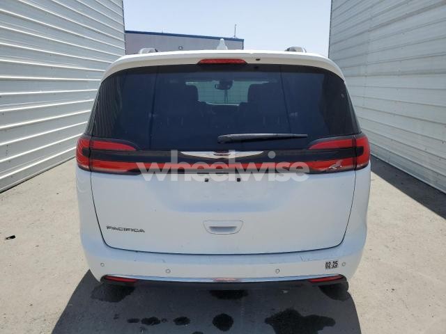 Photo 9 of 2021 CHRYSLER PACIFICA TOURING L (VIN 2C4RC1BG8MR604857)