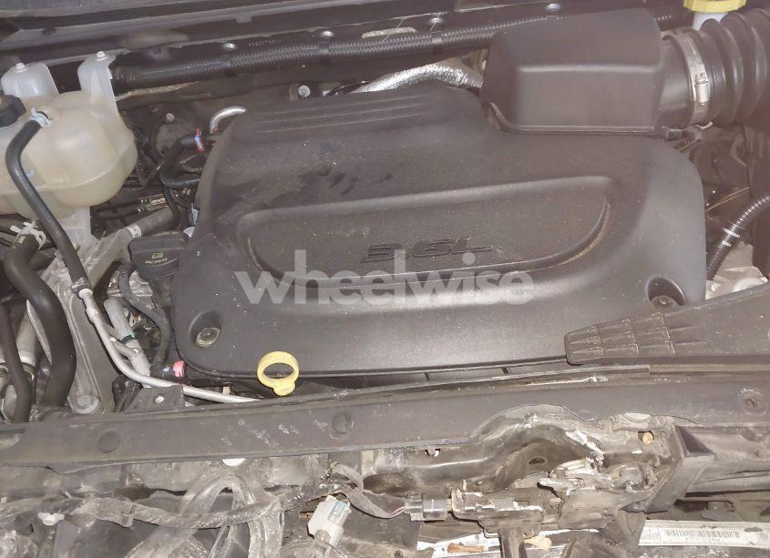 Photo 10 of 2022 Chrysler Pacifica TOURING L (VIN 2C4RC1BG8NR122309)