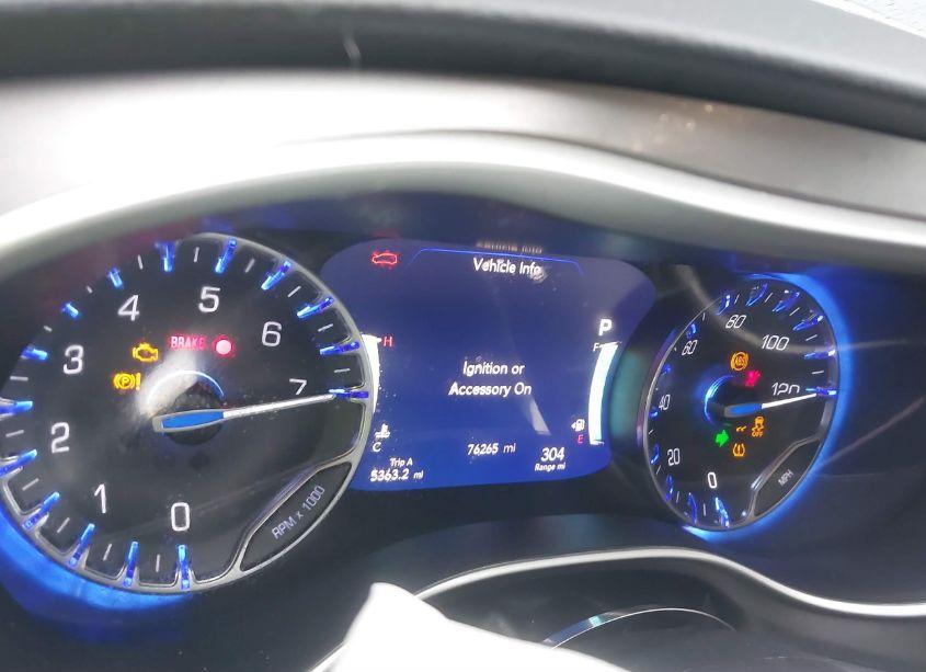 Photo 7 of 2022 Chrysler Pacifica TOURING L (VIN 2C4RC1BG8NR142835)