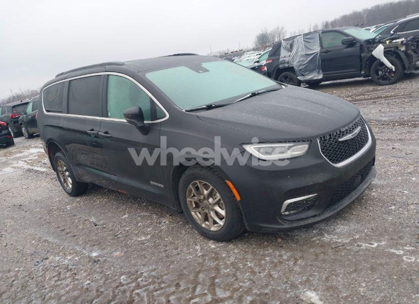 2022 Chrysler Pacifica TOURING L (VIN 2C4RC1BG8NR155908) main photo