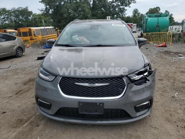 Photo 10 of 2022 CHRYSLER PACIFICA TOURING L (VIN 2C4RC1BG8NR179285)