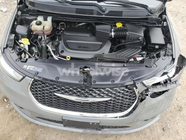 Photo 12 of 2022 CHRYSLER PACIFICA TOURING L (VIN 2C4RC1BG8NR179285)