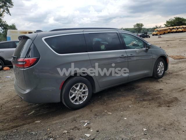 Photo 13 of 2022 CHRYSLER PACIFICA TOURING L (VIN 2C4RC1BG8NR179285)