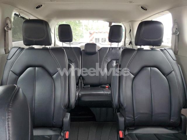 Photo 3 of 2022 CHRYSLER PACIFICA TOURING L (VIN 2C4RC1BG8NR179285)